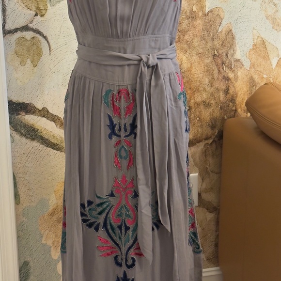 Anthropologie Gray Dress with Floral Embroidery Christmas party Size 10 - Picture 5 of 6